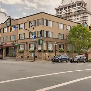 Quality Downtown Inner Harbour Inn